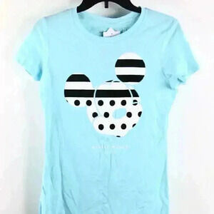 NWT Disney t-shirt Mickey  Graphic Casual L